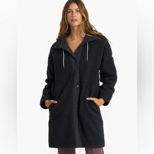 Vuori Sherpa Hooded Trench